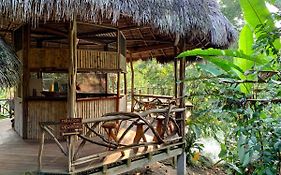 Liana Lodge